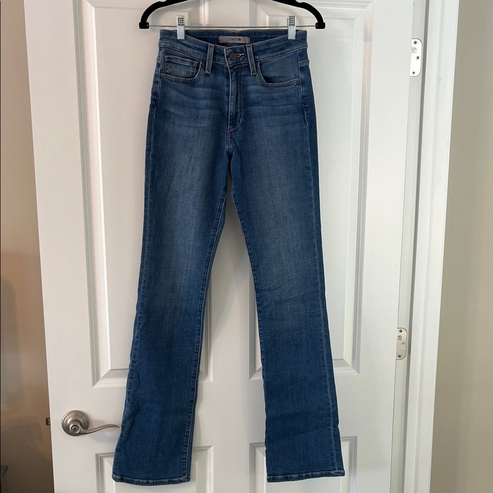 Joe's Jeans Women's Boot Cut in Classic Blue